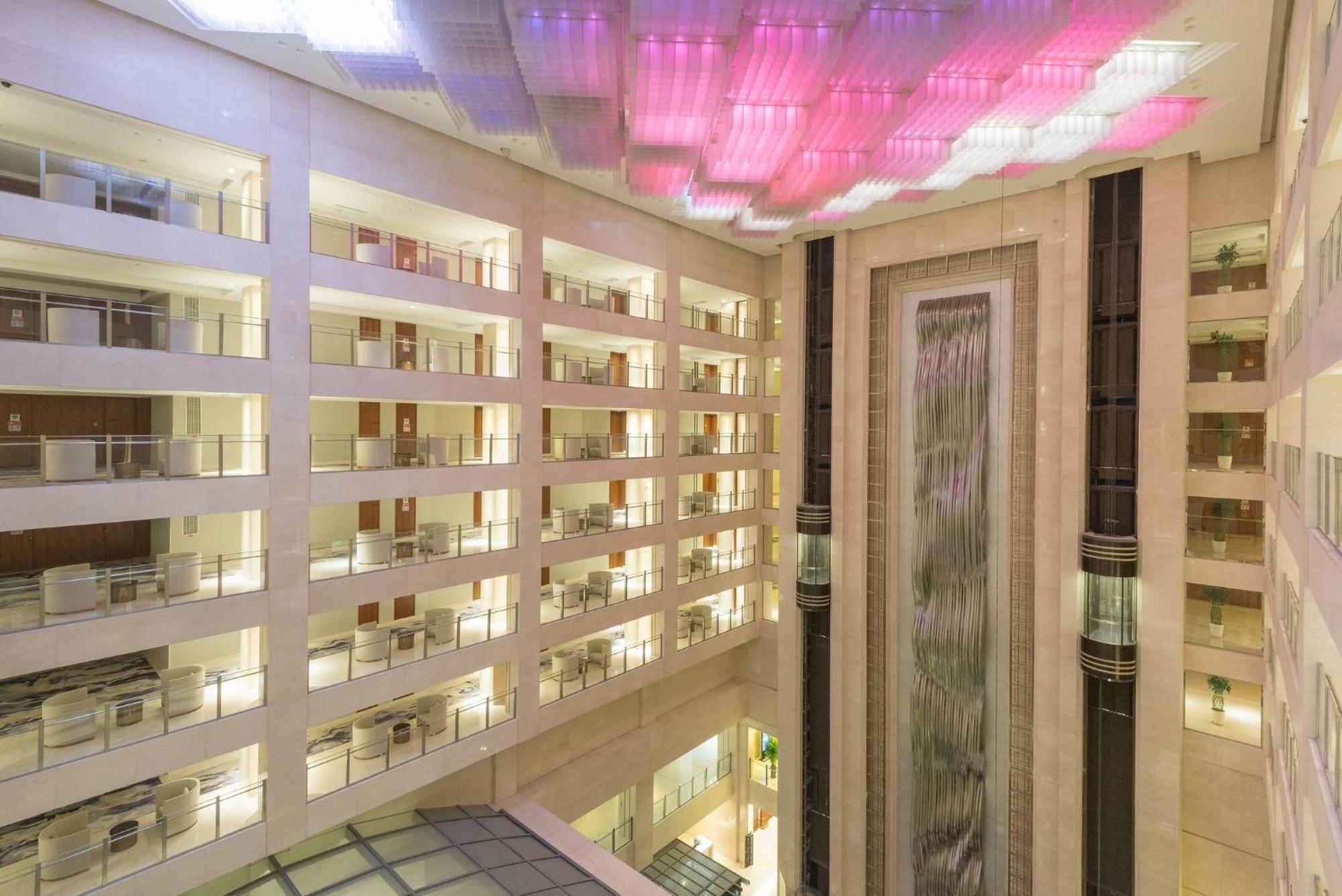 Intercontinental Jinan City Center By Ihg Exterior foto