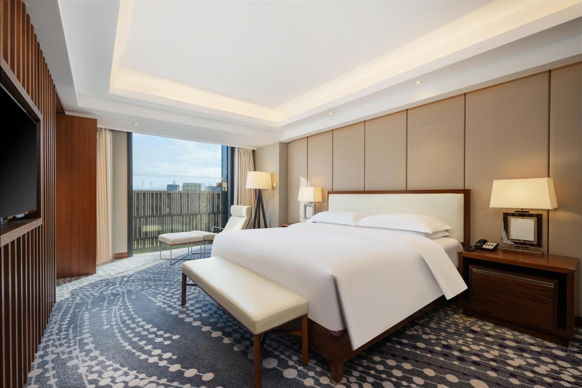Intercontinental Jinan City Center By Ihg Exterior foto